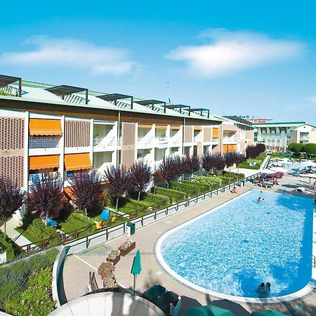 Residenza Le Acacie Bibione Exterior foto