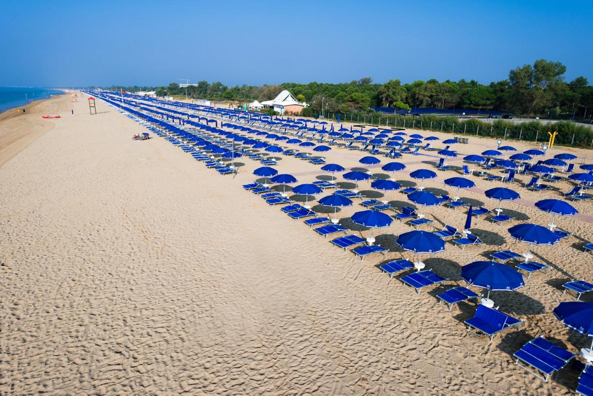 Residenza Le Acacie Bibione Exterior foto