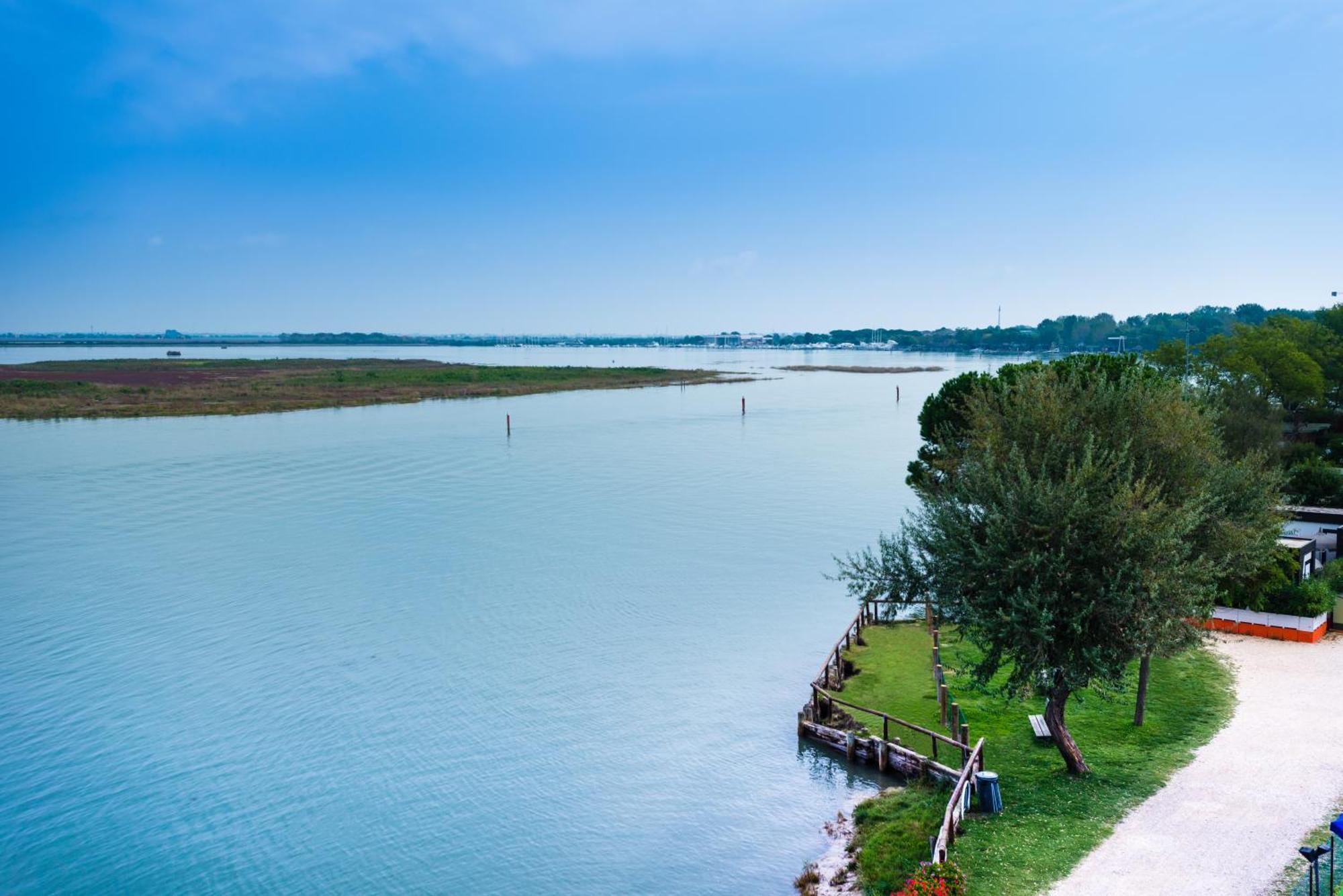 Residenza Le Acacie Bibione Exterior foto