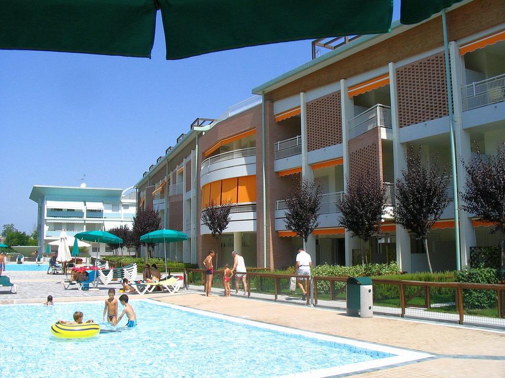 Residenza Le Acacie Bibione Exterior foto
